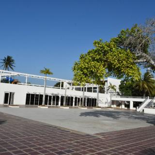 TERRAZA LOS ALMENDROS - Galerías de imágenes - Club Naval