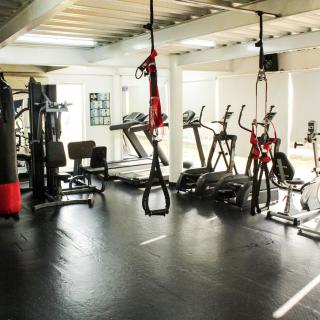 gimnasio - Galerías de imágenes - Club Naval