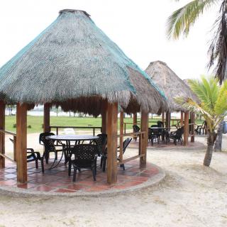 KIOSCOS Y PLAYA - Galerías de imágenes - Club Naval