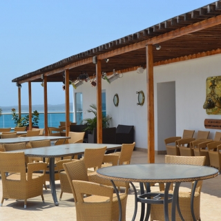 TERRAZA ALMIRANTE ORLANDO LEMAITRE - Galerías de imágenes - Club Naval