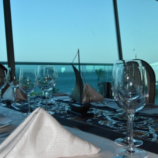 RESTAURANTE EL CABRESTANTE - Galerías de imágenes - Club Naval